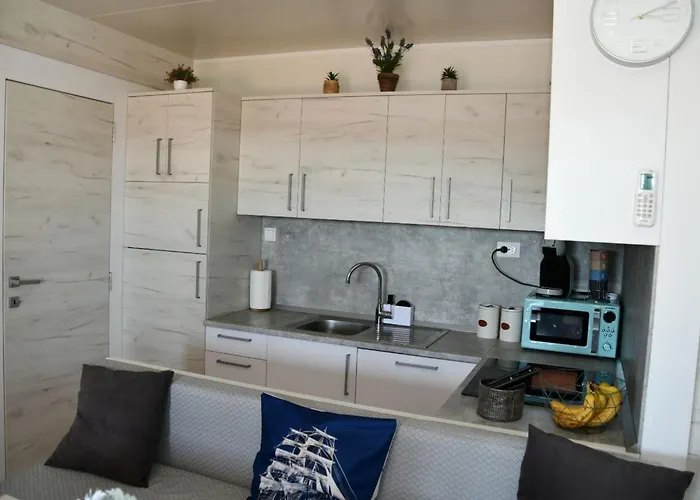 Mobile With Terrace And Sea View Azzuro Ferienhaus Drage